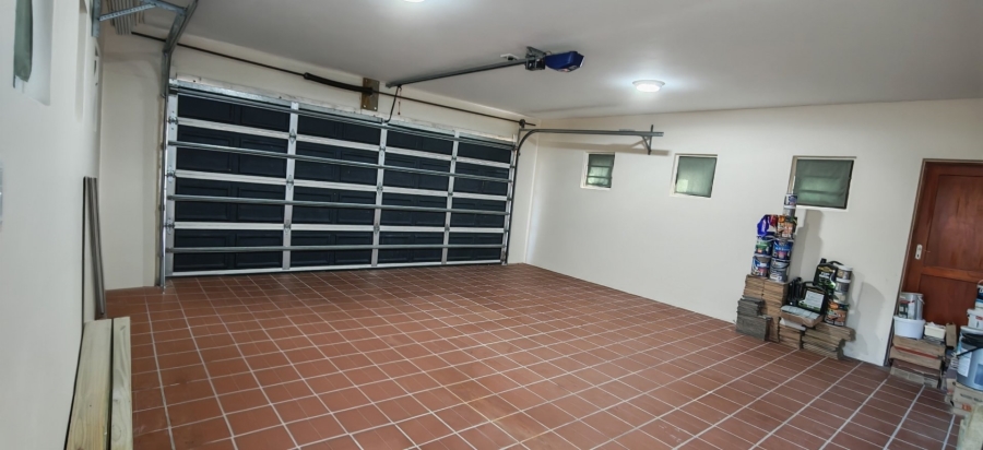 4 Bedroom Property for Sale in Dana Bay Western Cape